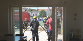 O fumo e as “vítimas”: Secundária de Vila Viçosa simula situação de incêndio com balanço «positivo»