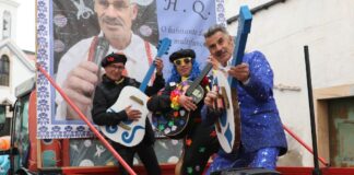 Carnaval em Borba: Centenas de foliões juntaram a cor e a alegria aos guarda-chuvas