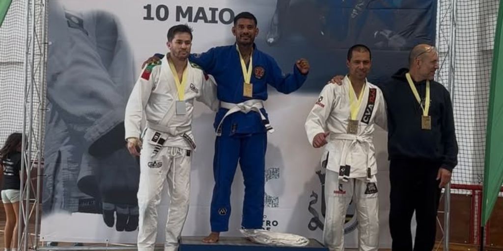 Atleta de academia calipolense vence medalha de ouro de Jiu-Jitsu