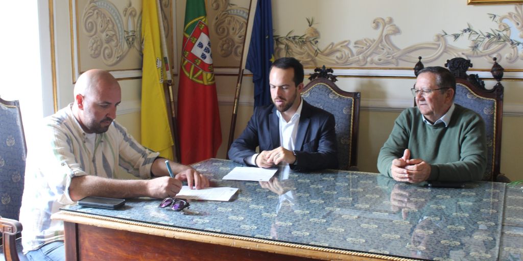 Mourão: Município consigna obras na Praça de Touros em investimento de 74m€