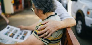 Alunos e docentes de quatro escolas ibéricas lançam manual na área da demência Alzheimer Portugal promove em Évora ação sobre cuidados de excelência nas demências