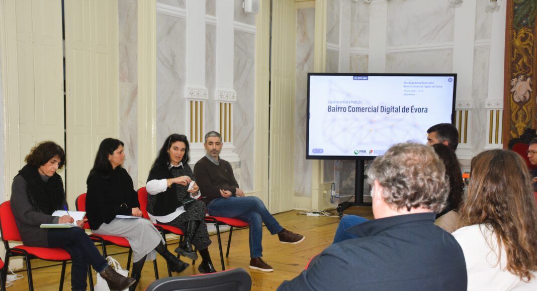 Município de Évora e AHRESP promovem projeto digital para lojas e serviços do centro histórico