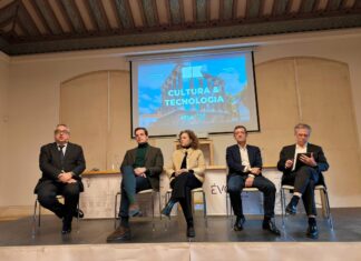 Cultura e tecnologia juntas no futuro de Évora? Responsáveis defendem nova visão para a cidade (c/fotos) Cultura e tecnologia juntas no futuro de Évora? Responsáveis defendem nova visão para a cidade (c/fotos)
