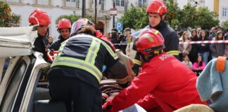 Bombeiros de Vila Viçosa realizam demonstração de desencarceramento: “Por vezes, pensam que se resolve em minutos” (c/fotos)