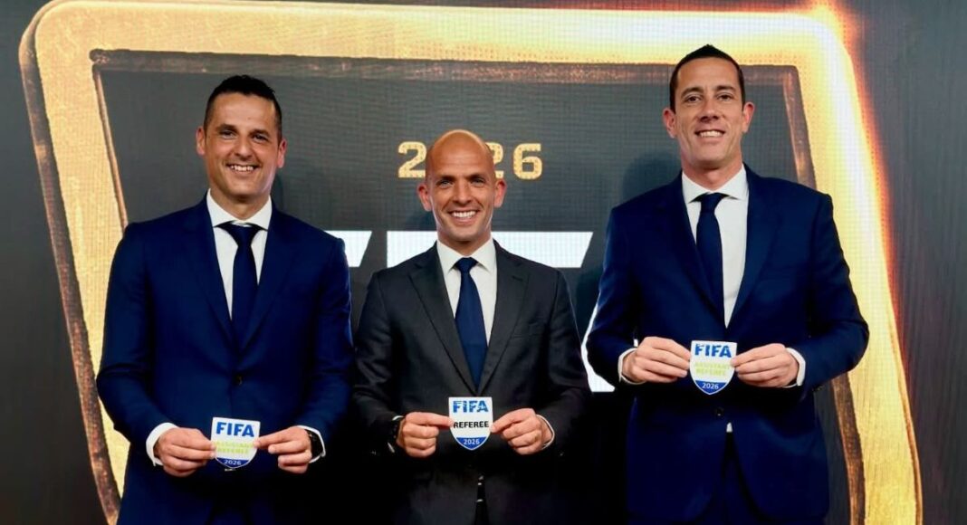 Luís Godinho recebe insígnias FIFA 2026: Árbitro de Borba atinge 10 anos no topo da arbitragem