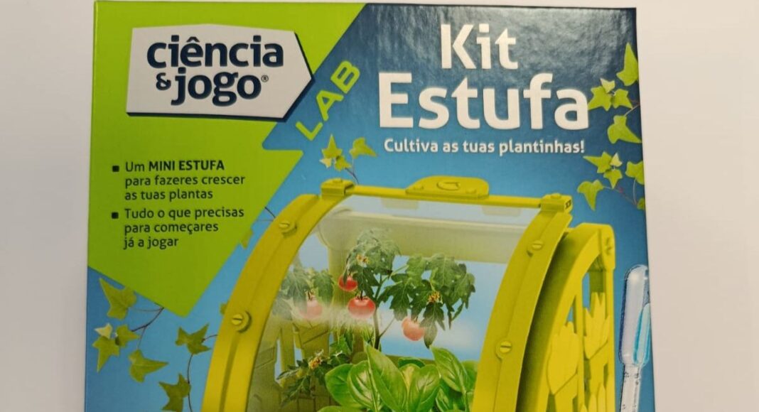 Viana do Alentejo assinala Dia Mundial da Árvore com mini eco-estufa nas escolas