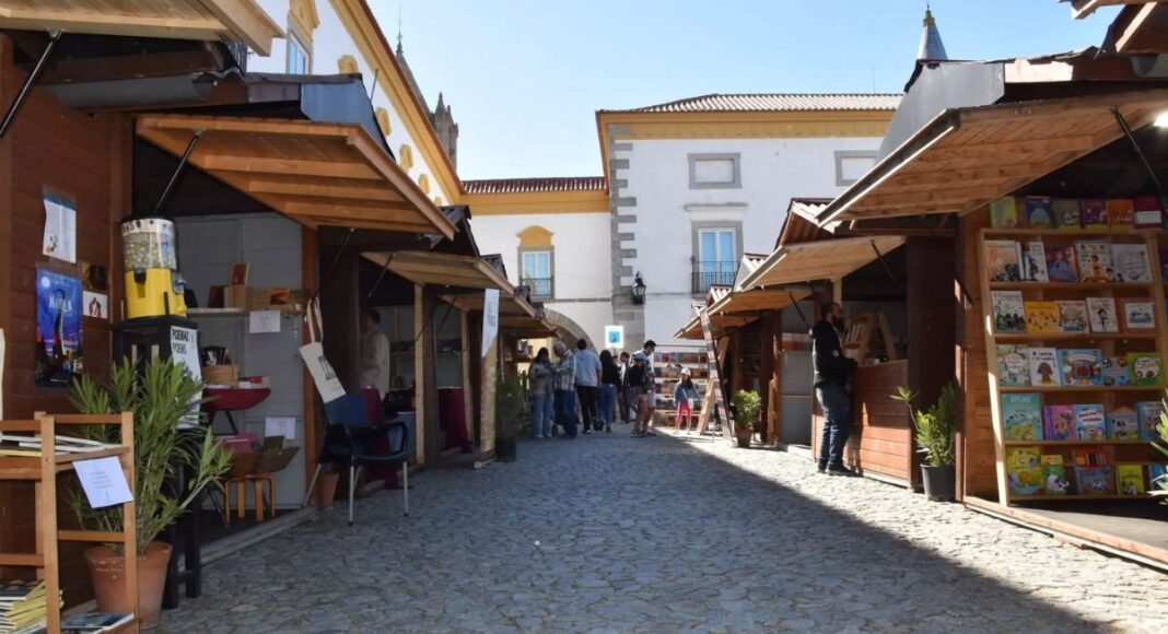 Feira do Livro de Évora 2026 regressa em maio com comboio literário esgotado e novos lançamentos