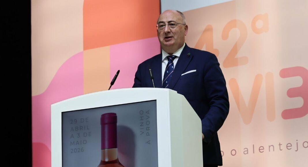 Ovibeja: Ministro da Agricultura sublinha necessidade de estabilidade e apoio ao setor agrícola