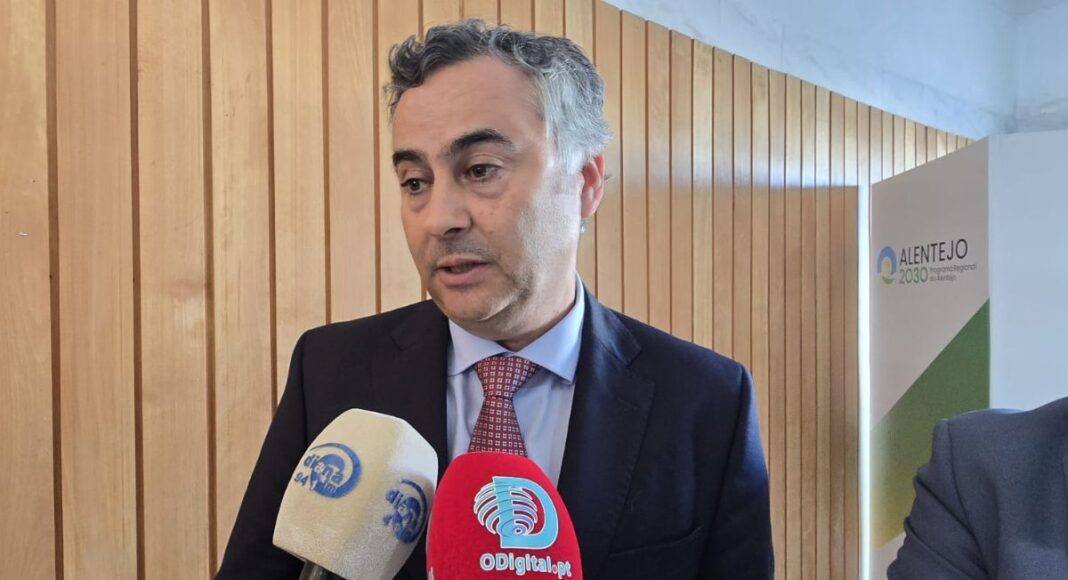 «Temos um grande desafio na Educação»: Ministro reúne no Alentejo para implementar reforma