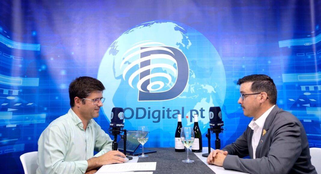 O lado pouco conhecido dos escanções revelado por Artur Simões no “Factos e Conversas”