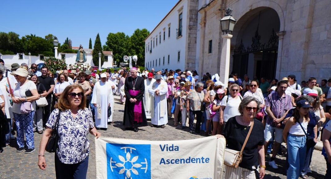 Festa da Diocese reuniu centenas de fiéis em Vila Viçosa para celebrar a unidade da Igreja