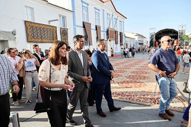 “O Tapete Está na Rua” regressa a Arraiolos com foco na preservação da arte secular (c/fotos)