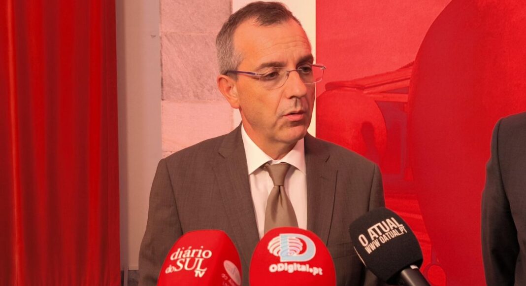 Cimeira Mundial do Enoturismo: José Santos defende que “adegas e vinho” levam turistas a “muitas partes do Alentejo”